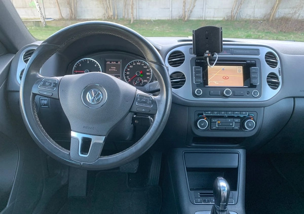 Volkswagen Tiguan cena 50950 przebieg: 206372, rok produkcji 2014 z Warszawa małe 79
